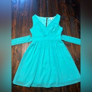Adorable Teal party dress